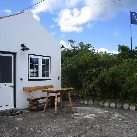 Vila Holanda Alojamento de Acomodação e Pequeno-almoço Santo Antonio (Pico Island)
